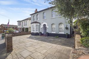 Photo 1- click for photo gallery